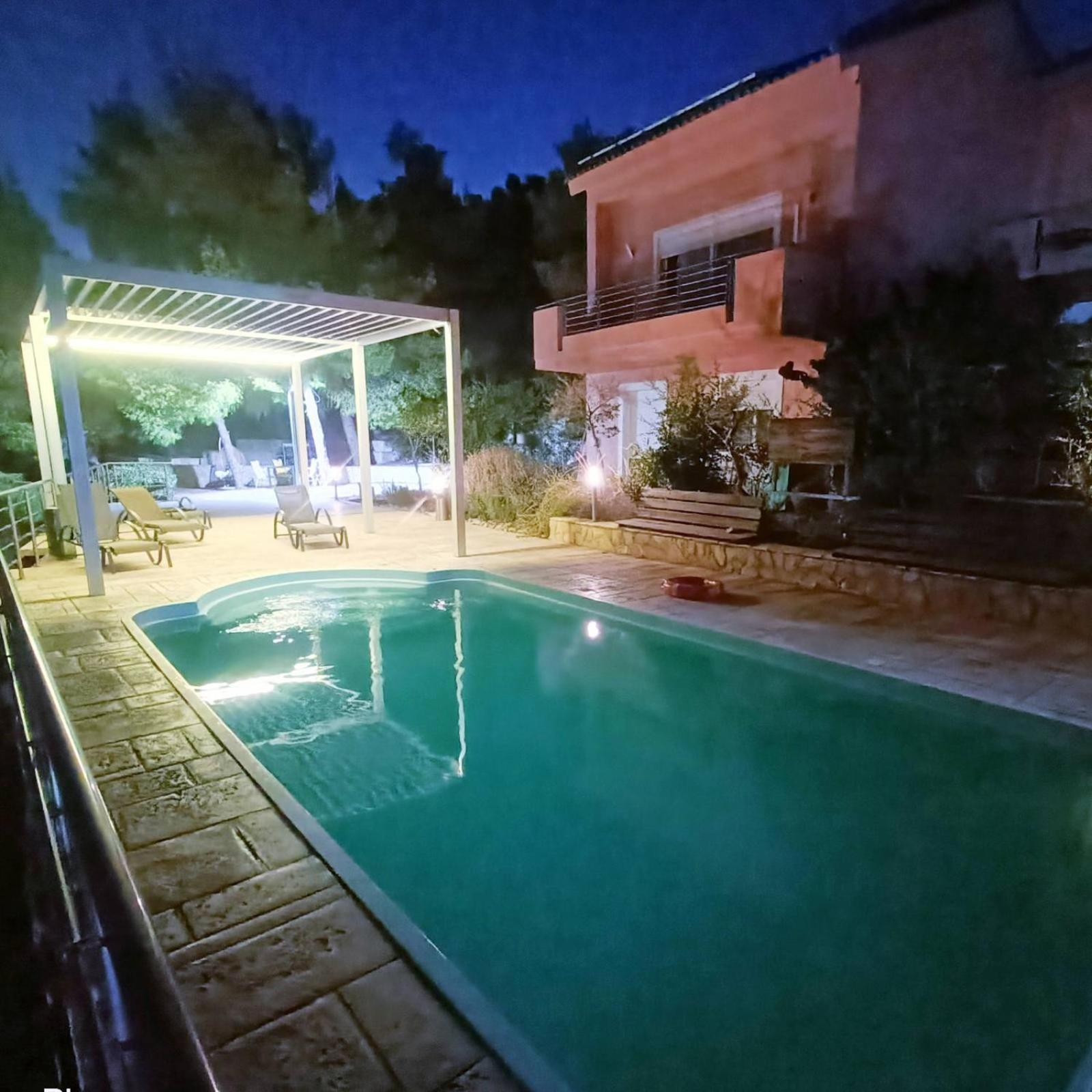Aegean View Villa 루트라키 외부 사진