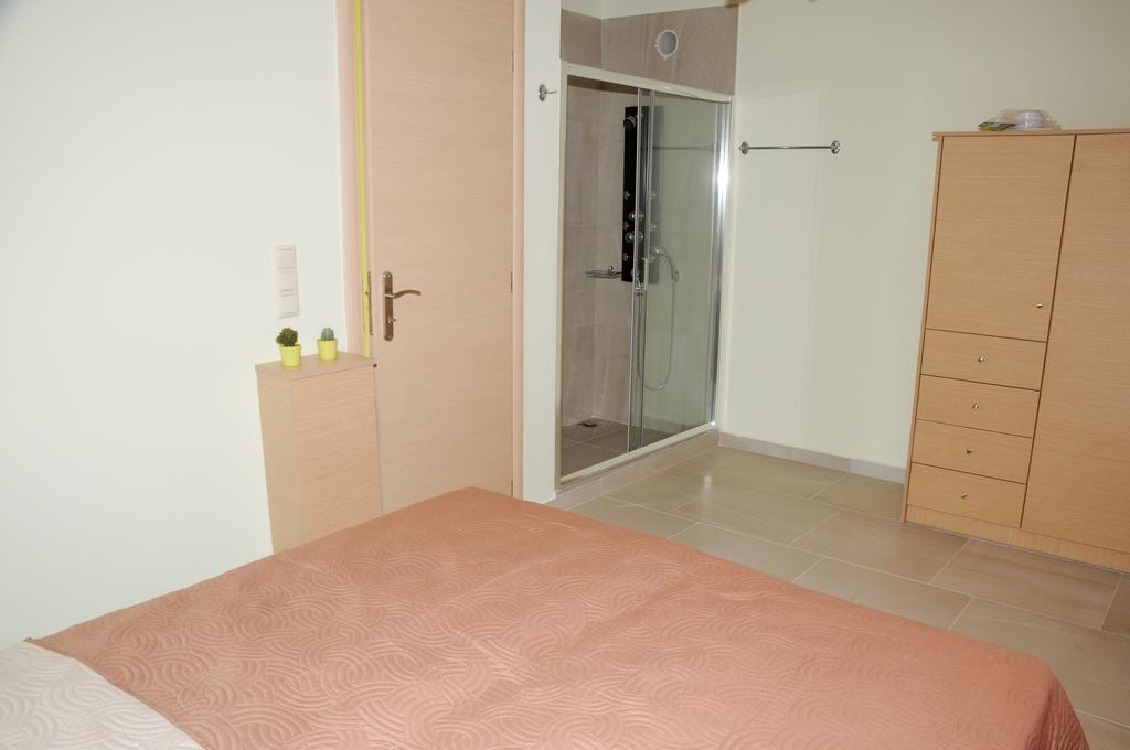 Aegean View Villa 루트라키 외부 사진