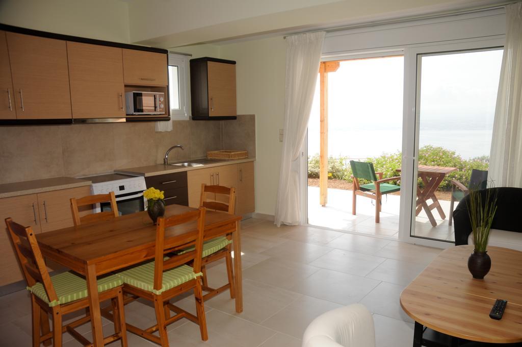 Aegean View Villa 루트라키 외부 사진