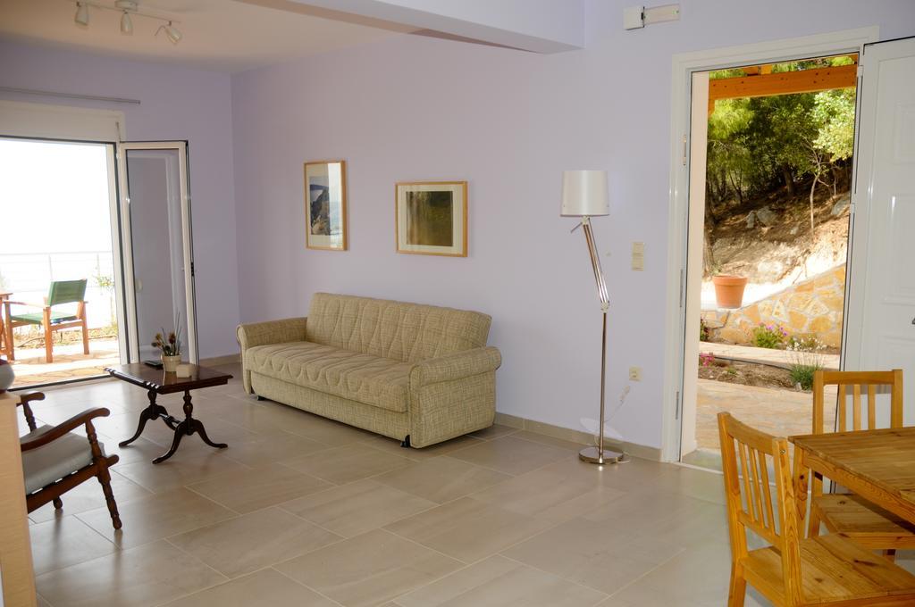 Aegean View Villa 루트라키 외부 사진