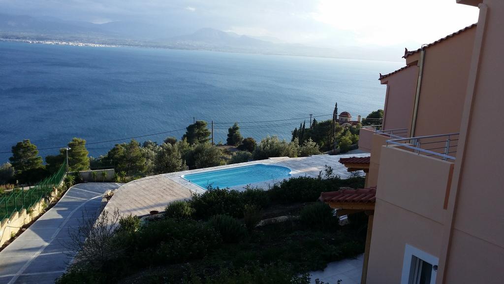 Aegean View Villa 루트라키 외부 사진